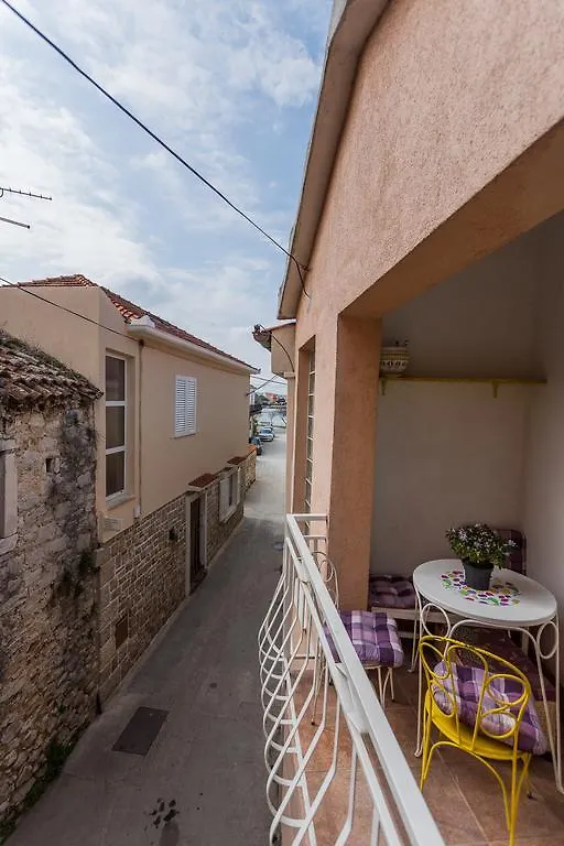 Apartment Chiara Sukošan 0*,